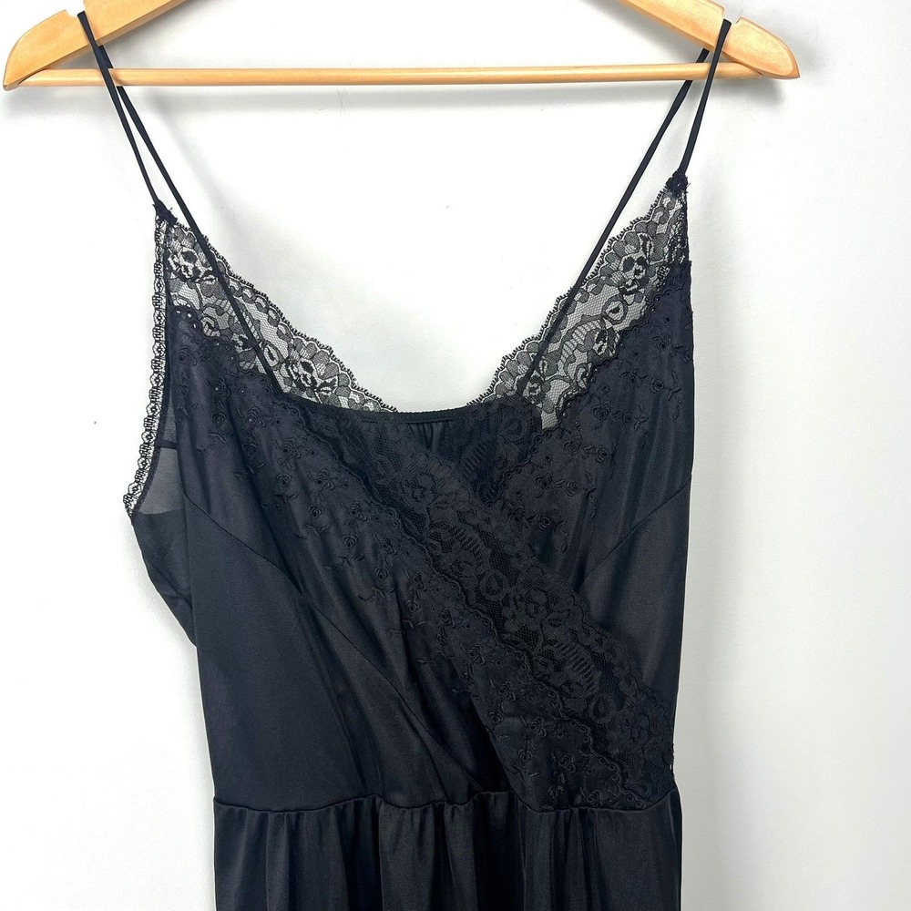 Vintage Black Lace  Nylon Nightgown Maxi Slip Dress M Made in USA Whimsygoth